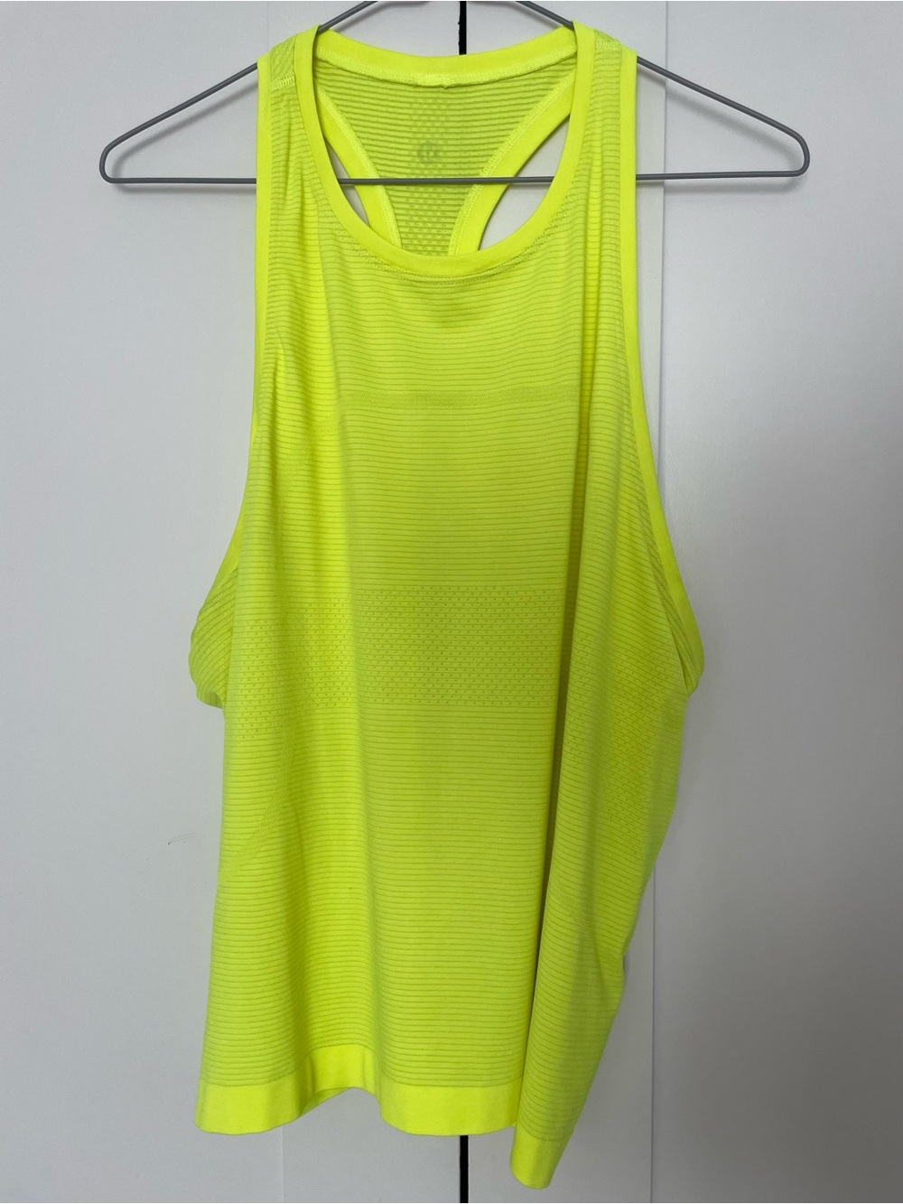 Lululemon Swiftly Tech High-Neck Tank Top 2.0 Size 14 Highlight Yellow